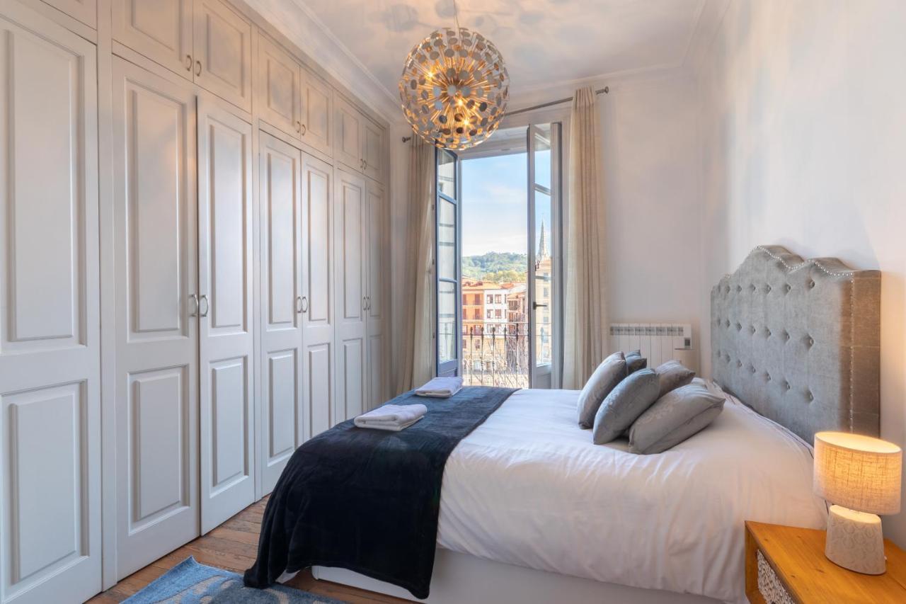Confort Y Diseno Con Vistas Al Casco Viejo ビルバオ エクステリア 写真